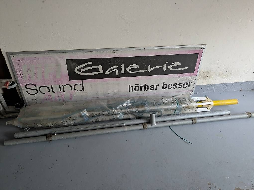 Alle DVDs: Neuwertiger Vintage Stevi Wäscheständer – Neu (gemäss Beschreibung) aus Binningen von Smile-46