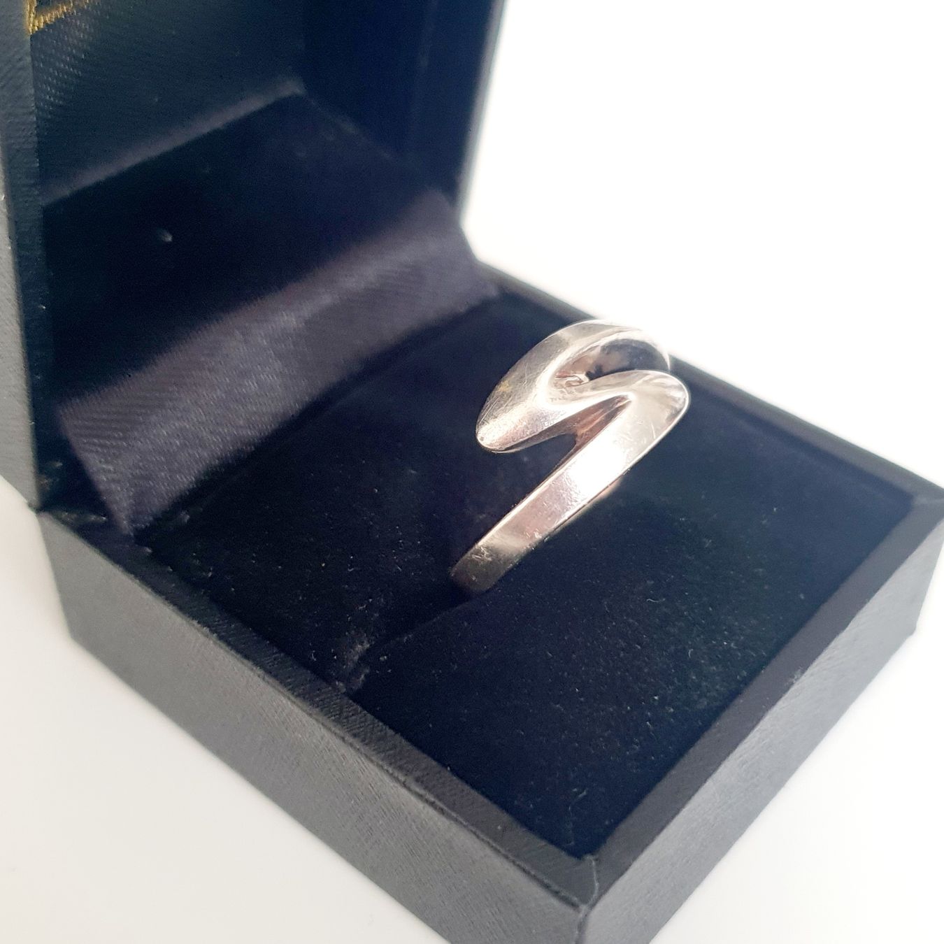 Ringe: Zeitloser moderner Statement-Schmuck Silber Ring 925 Gr 18,4 – Gebraucht aus Kreuzlingen von Wunderkiste123 2