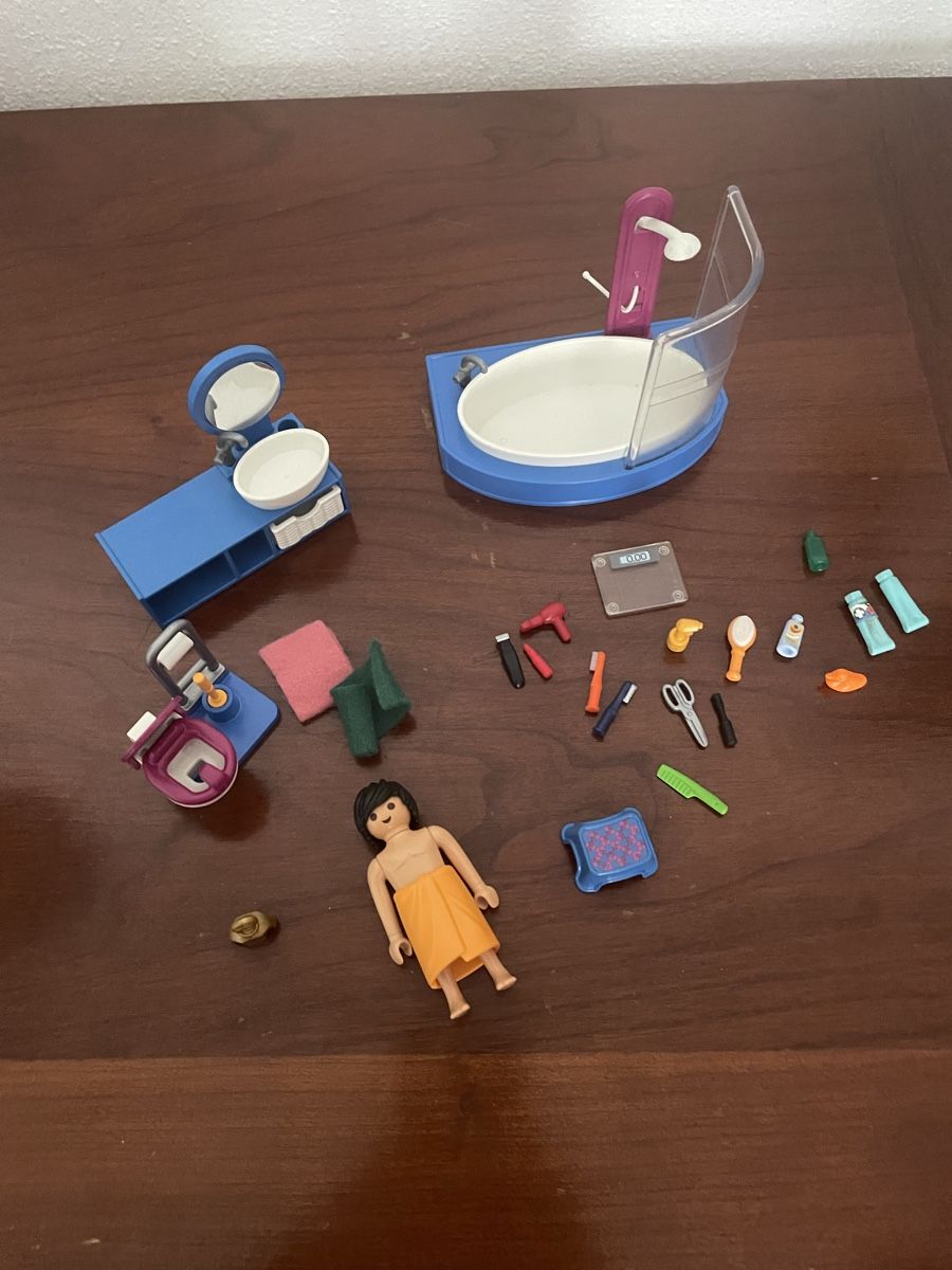 Playmobil Spielzeuge: PLAYMOBIL 70211 Badezimmer – Gebraucht aus Morges von louloutte788
