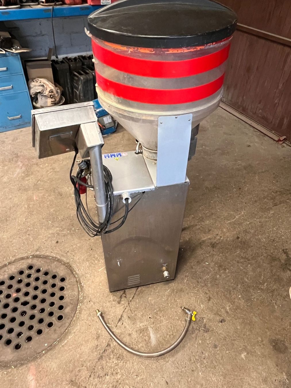 Toutes les machines: Tränkeautomat Förster defekt – Défectueux à Ebertswil par Liviorupp_ 2