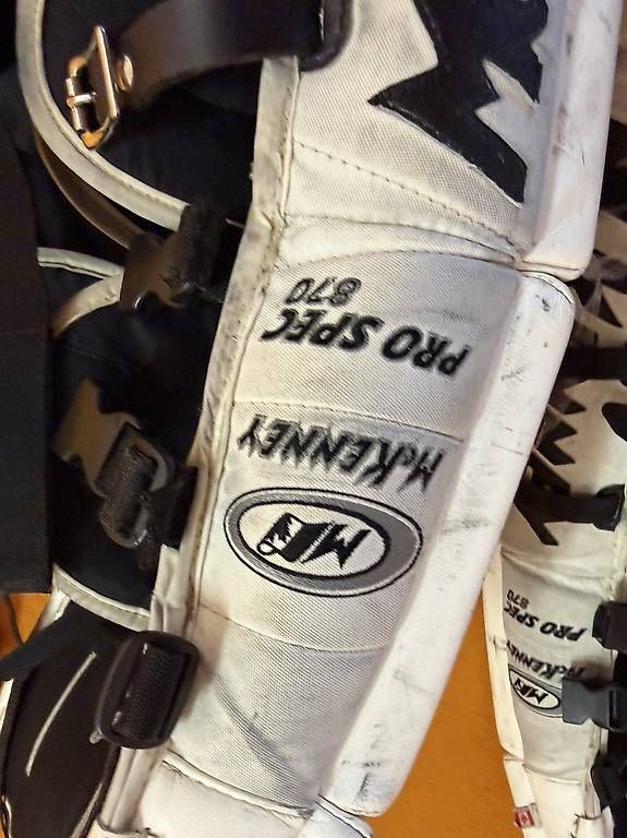 Protezioni & Imbottiture: eishockey Goali schoner M – Usato da Wohlenschwil venduto da michi9999 1