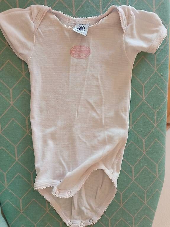 Petit Bateau Lotti & Set di vestiti: Lot de 10 body 3-6 mois – Usato da Pully venduto da chi_p2rq