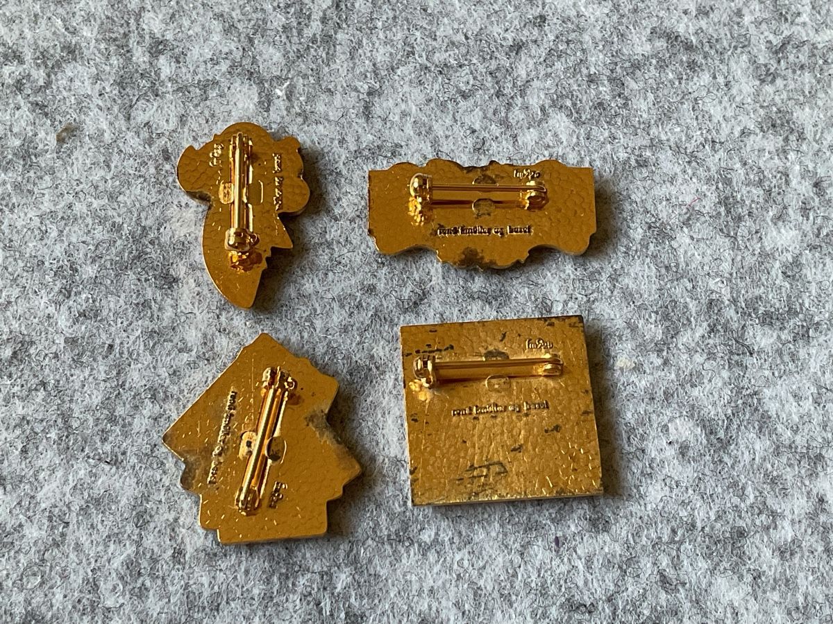 Basler Placchette & Badge: Basler Fasnachts Blaggedden – Usato da Schneisingen venduto da Drehdreher 1