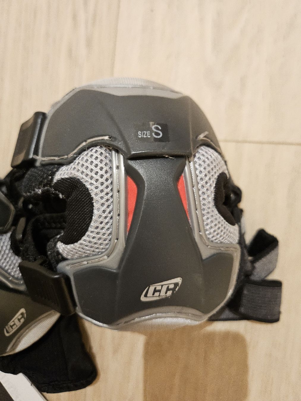 Protezioni & Imbottiture: Crazy Creek Protections Pro Line Taille S, Set Complet!neuf – Nuovo e nell'imballaggio originale da La Joux FR venduto da car_ck96 1