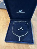 Swarovski Schmuckset Halskette und Ohrringe wie neu, top!