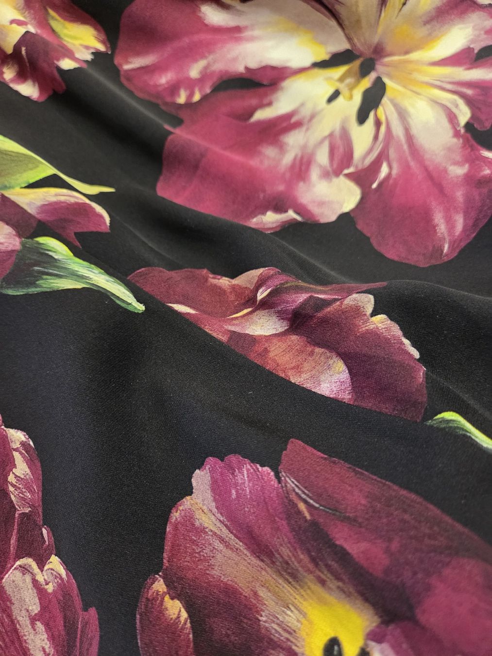 Dolce & Gabbana Top: Dolce Gabbana Seiden Top – Usato da Zürich venduto da Bubi83 4