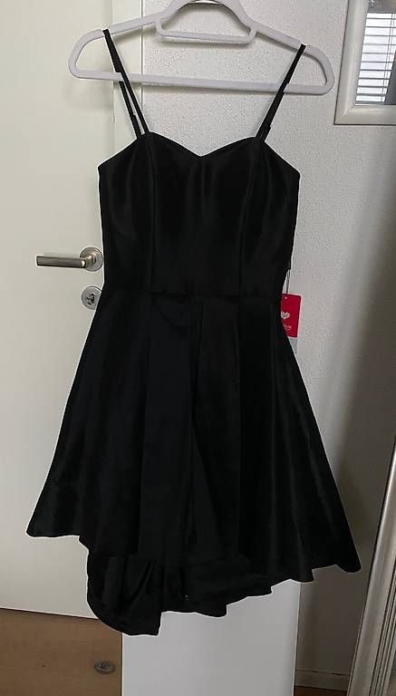 Robes: Abschlusskleid/Cocktailkleid – D'occasion à Gisikon par Jen_03