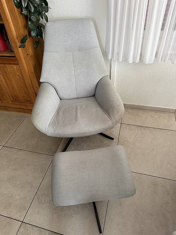 Fauteuils: Sessel mit Fußhocker – D'occasion à Lyss par apennisi 1