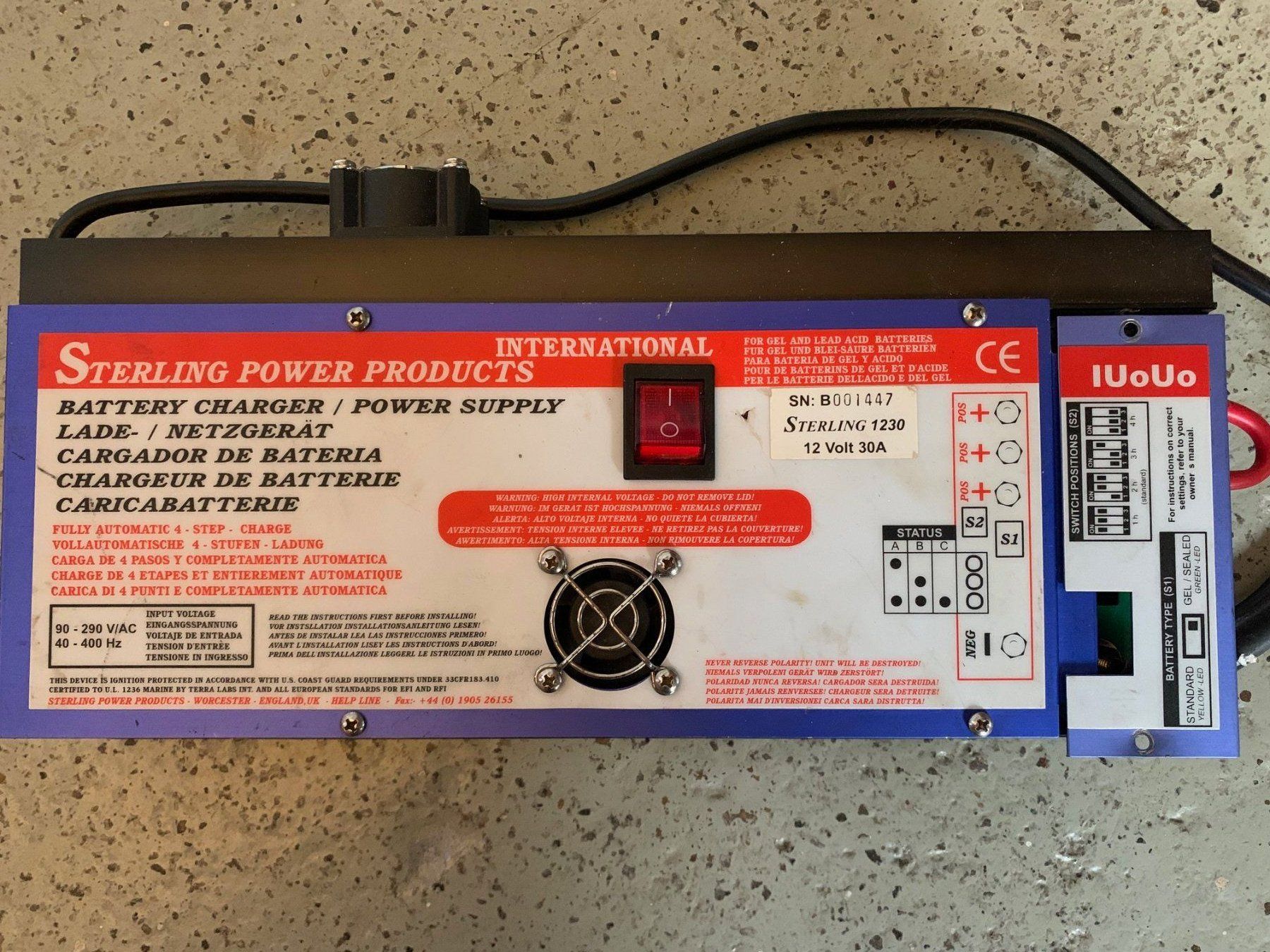 Batterie-Ladegeräte: Sterling Ladegerät 12V – Gebraucht aus Forch von dberger01 3