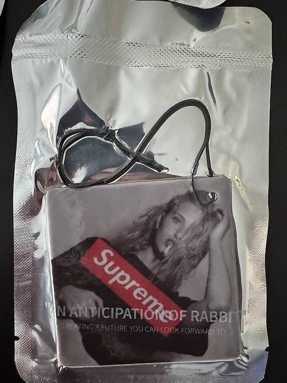 Profumi & Eau de Toilette: Supreme Profumatori per auto – Nuovo e nell'imballaggio originale da Losone venduto da Nuno__v