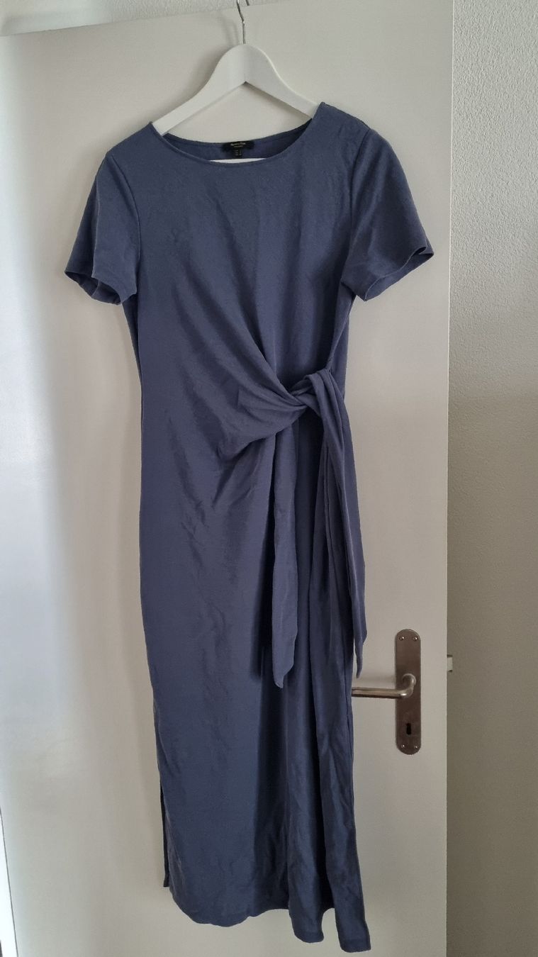 Massimo Dutti Kleider: Massimo Dutti Wickelkleid, blau Grösse S – Gebraucht aus Belp von sfanny88