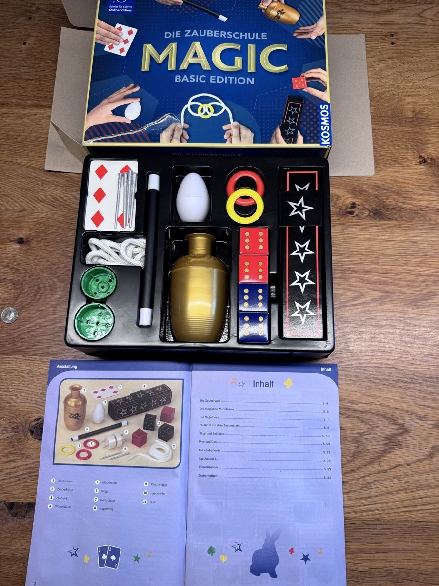 Kosmos Spiele: Kosmos Zauberschule Magic  – Gebraucht aus Niederbüren von Oetschli