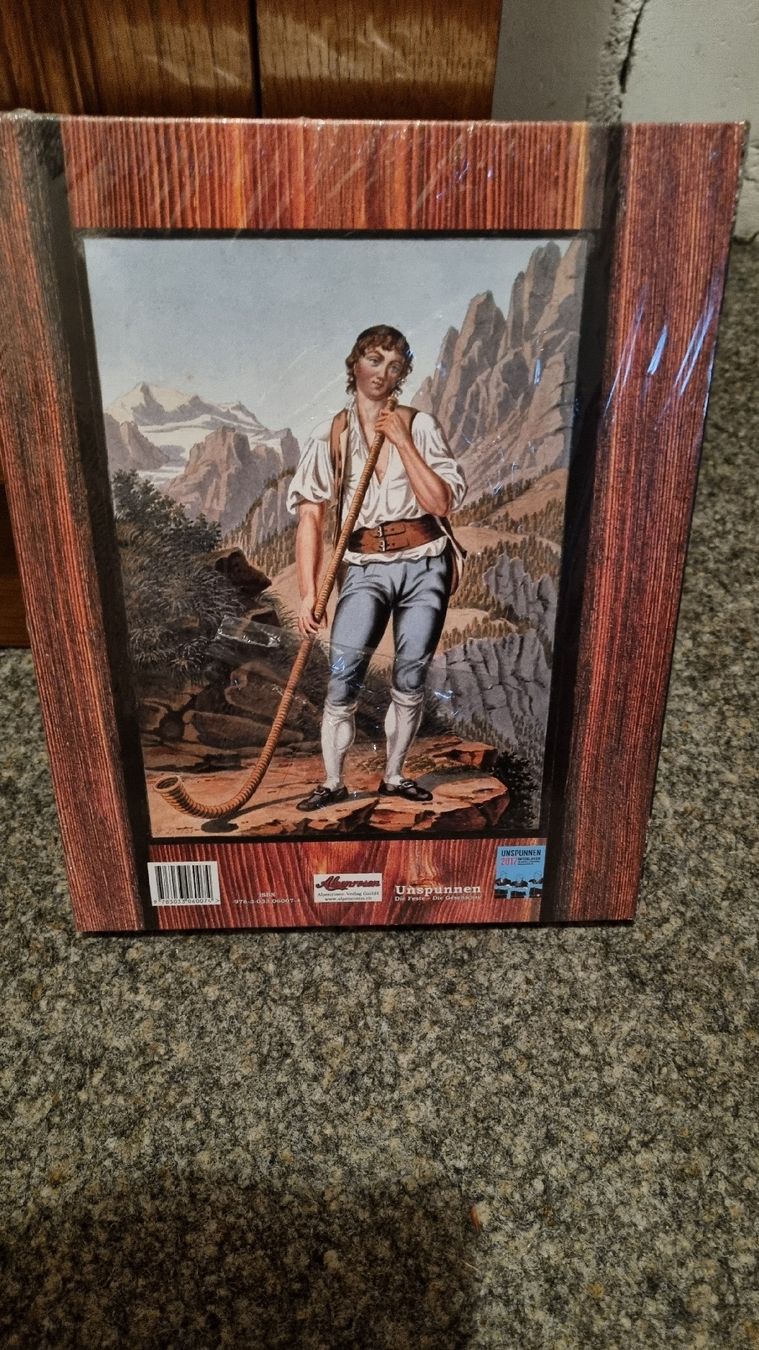 Libri: Buch UNSPUNNEN – Usato da Sarnen venduto da Misha3 2
