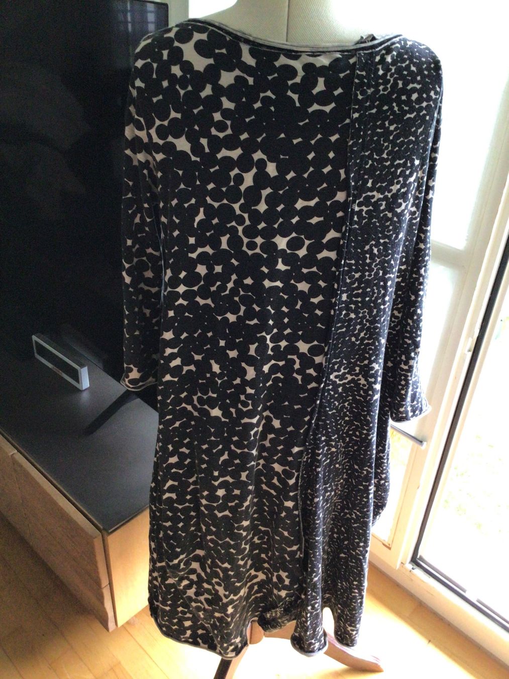 Rundholz Vestiti: Schönes Kleid mit Muster, Grösse M, Rundholz – Usato da Riedikon venduto da Winter21. 3