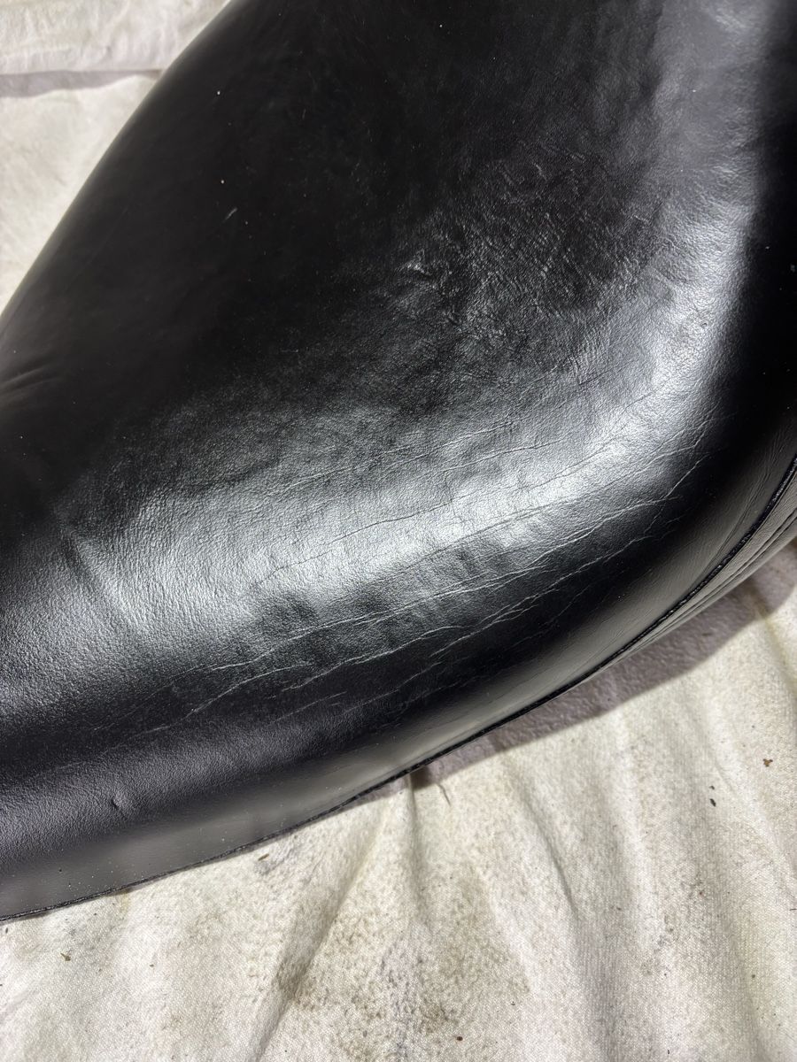 Harley-Davidson Toutes les pièces détachées moto: Harley Davidson Sitz Corbin  – D'occasion à Schötz par Harley35 8