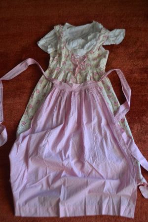 Dirndl Rosa, gr 40, Baumwolle mit Spitzeneinsatz
