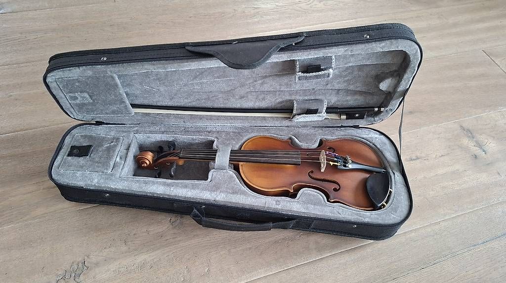 Strumenti musicali: Kinder Violine / Geige, grösse 1/8 – Usato da Wichtrach venduto da Signore 3