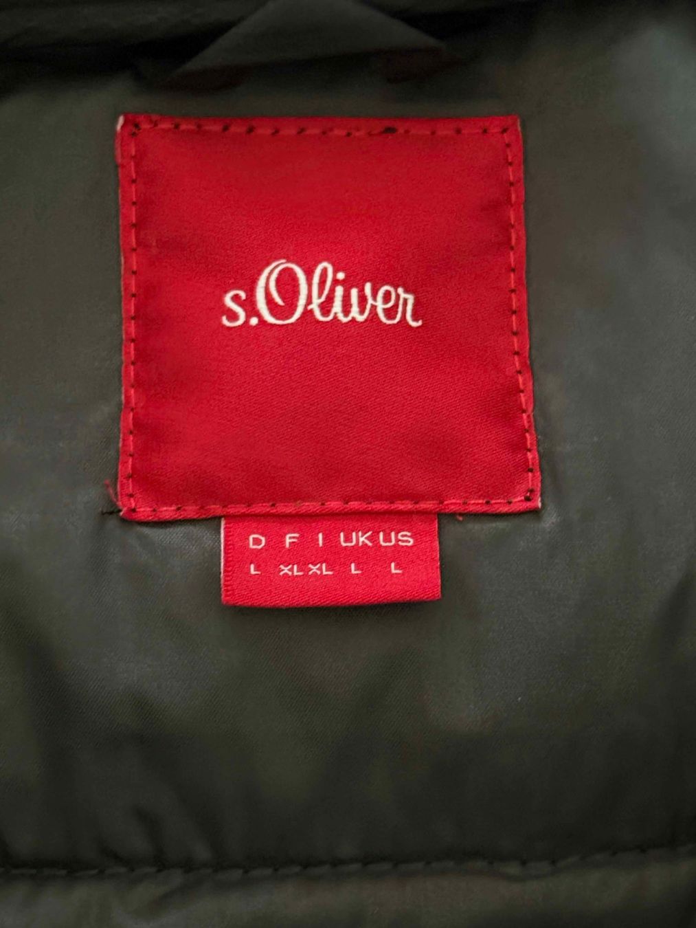 Giacche: s.Oliver Herren Winterjacke schwarz - Grösse L – Usato da Sempach venduto da alsas 2