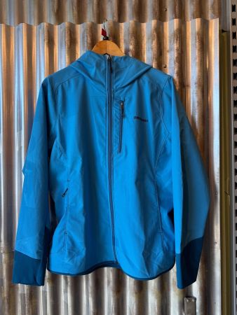 Patagonia Damen Softshell Jacke Gr. L NEU