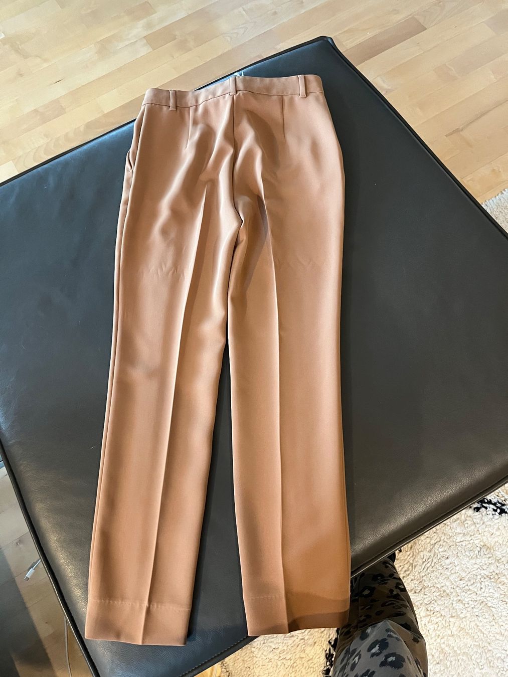 Max Mara Hosen: MaxMara Studio Hose braun beige Grösse 34 – Neu (gemäss Beschreibung) aus Birmensdorf ZH von makelin 1