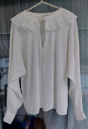 Bluse LIS LAREIDA, neuwertig,Gr.40, 65 Fr.