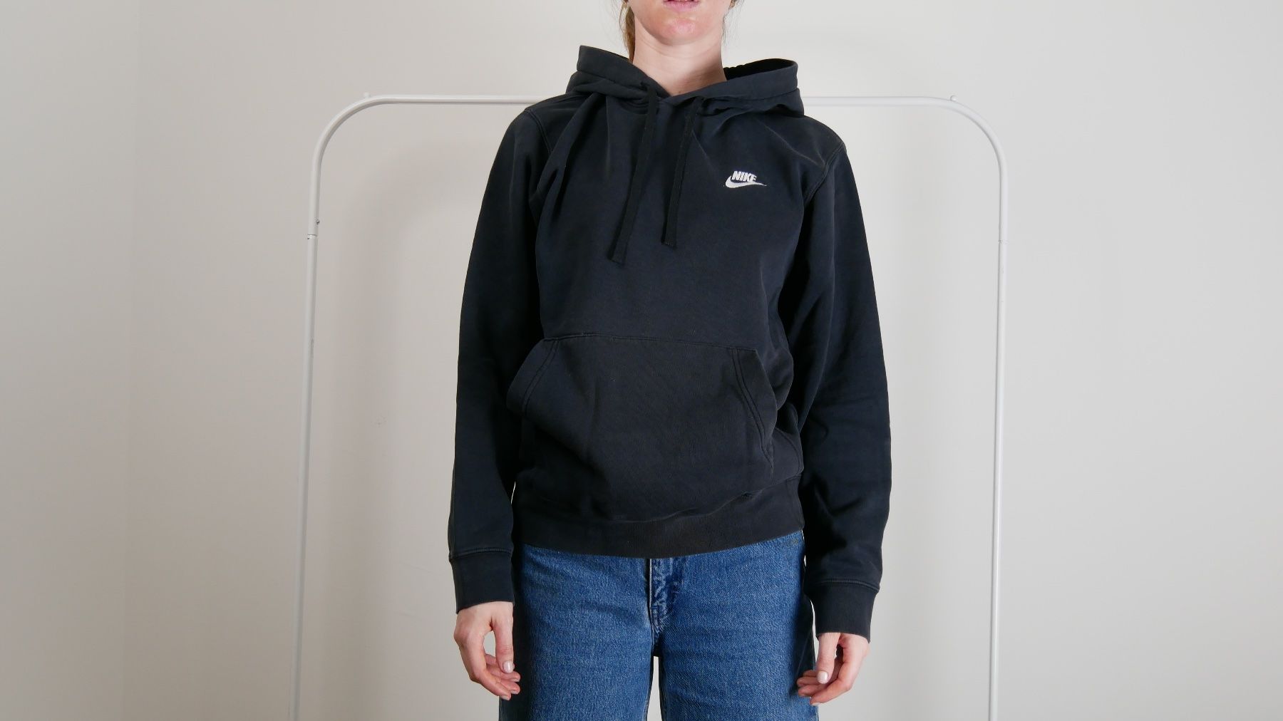 Nike Maglioni & Felpe: Nike Pullover schwarz Hoodie Kaputzenpullover Sweater – Usato da Zürich venduto da julia_vina 3