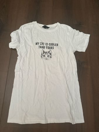 T-Shirt Weiss mit Katzenmotiv und Schriftzug Grösse S