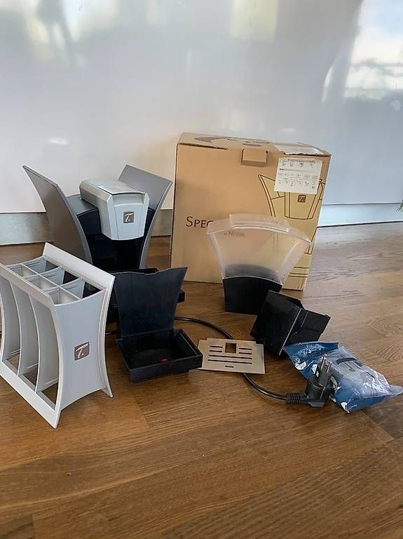 Elettrodomestici da cucina: Tee-Maschine Nespresso – Usato da Bern venduto da han_hdr2
