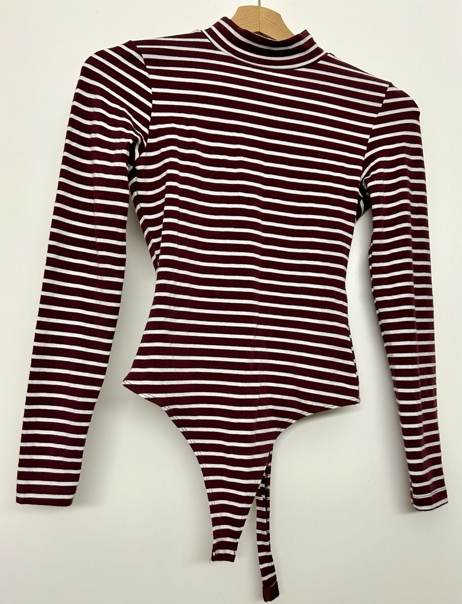 Asos Top: Bodysuit Asos – Usato da Saland venduto da ele_vc96 2