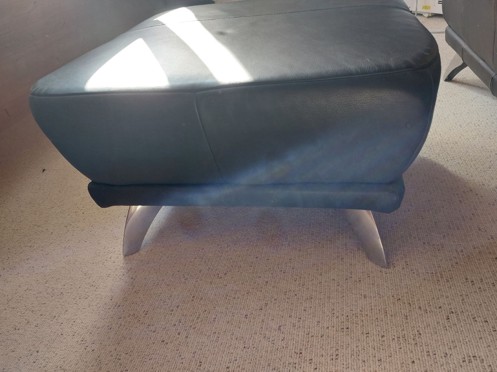 Tabourets: Hocker Leder schwarz – D'occasion à Dürnten par hombi85 1