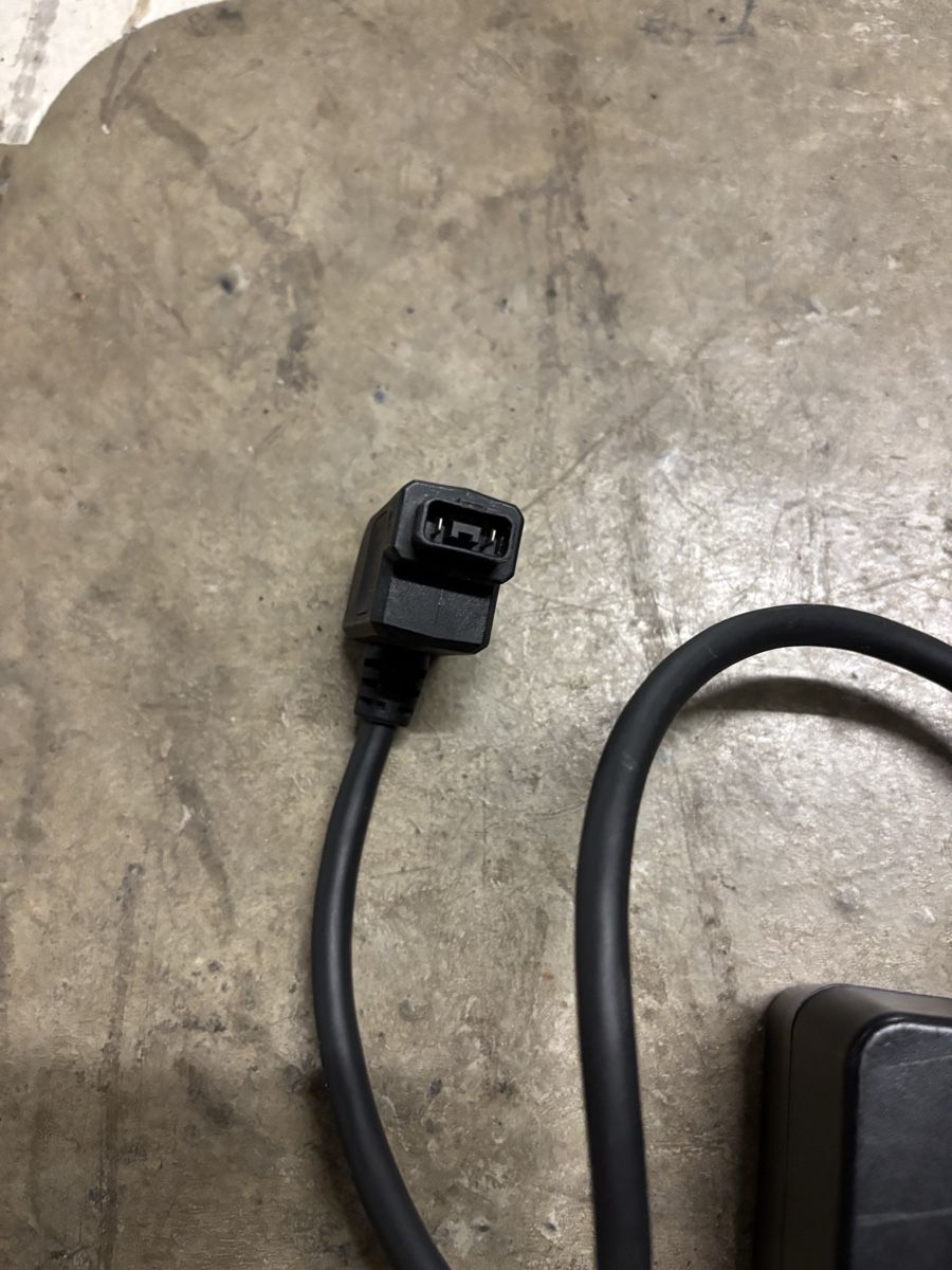 Shimano Pezzi di ricambio: Chargeur Shimano STEPS  – Usato da Perly venduto da che_mcr6 1