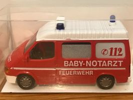 Rietze Ford Transit Feuerwehr Baby Notarzt Ambulanz Sanität