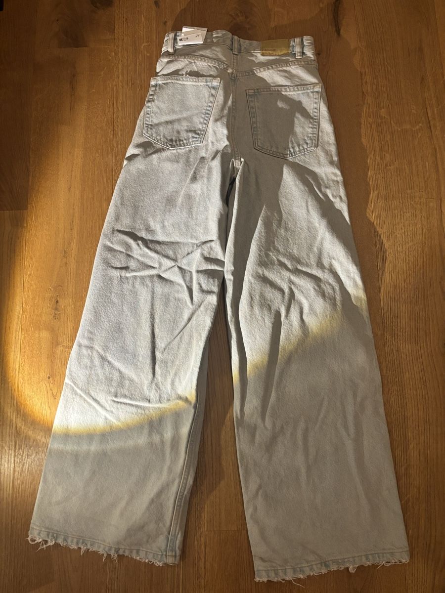 Pull&Bear Jeans: PULL&BEAR jeans – Neuf avec emballage d'origine à Lavigny par bea_26wd 1