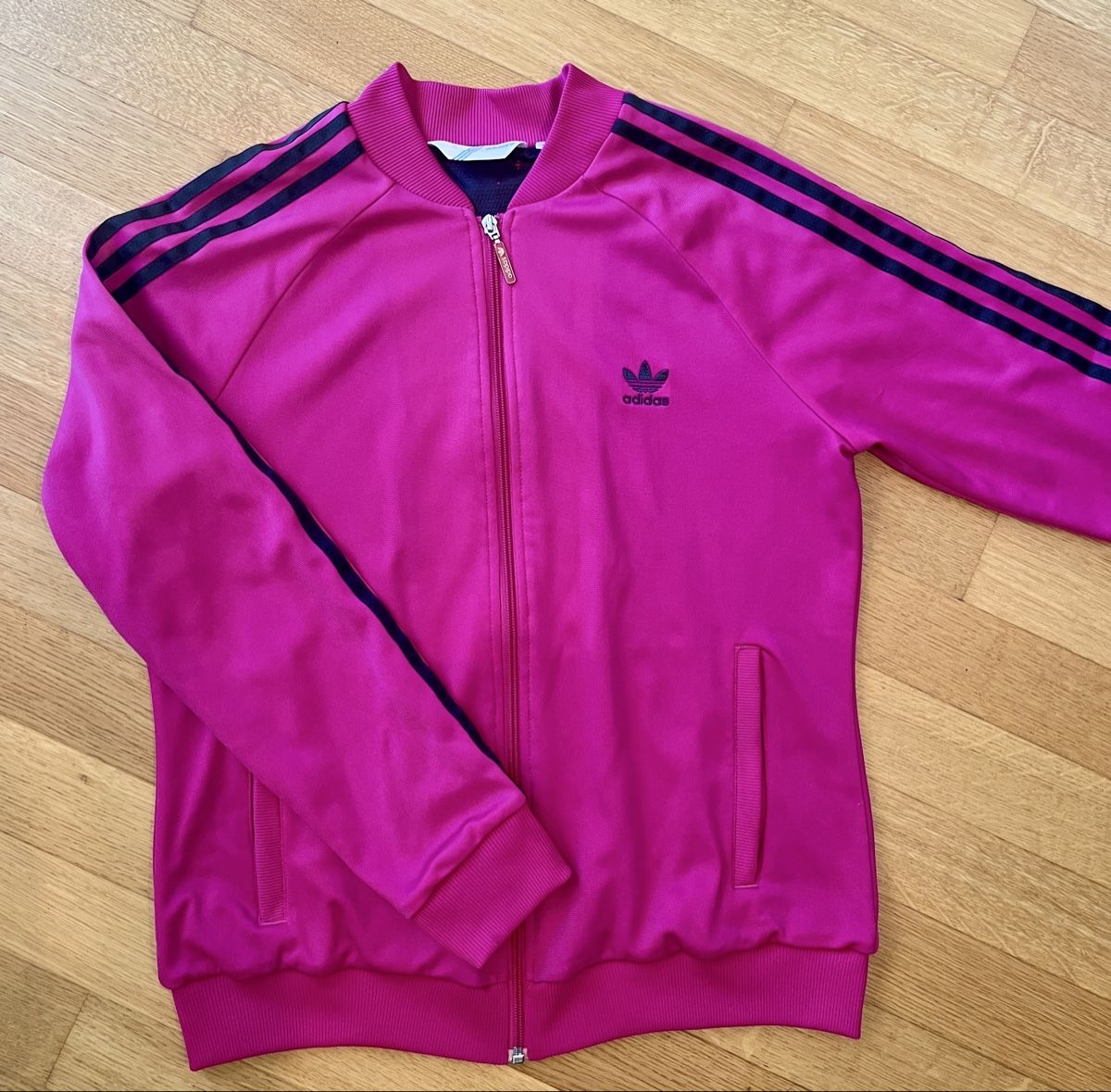 Adidas Giacche: Adidas Trainingsjacke pink  – Usato da Frauenfeld venduto da Babsi77