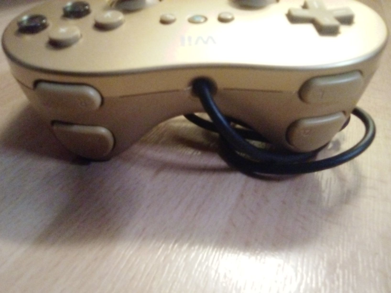 Nintendo Controller: Club Nintendo Wii Classic Controller Pro Gold – Neu (gemäss Beschreibung) aus Winterthur von Colonica 2