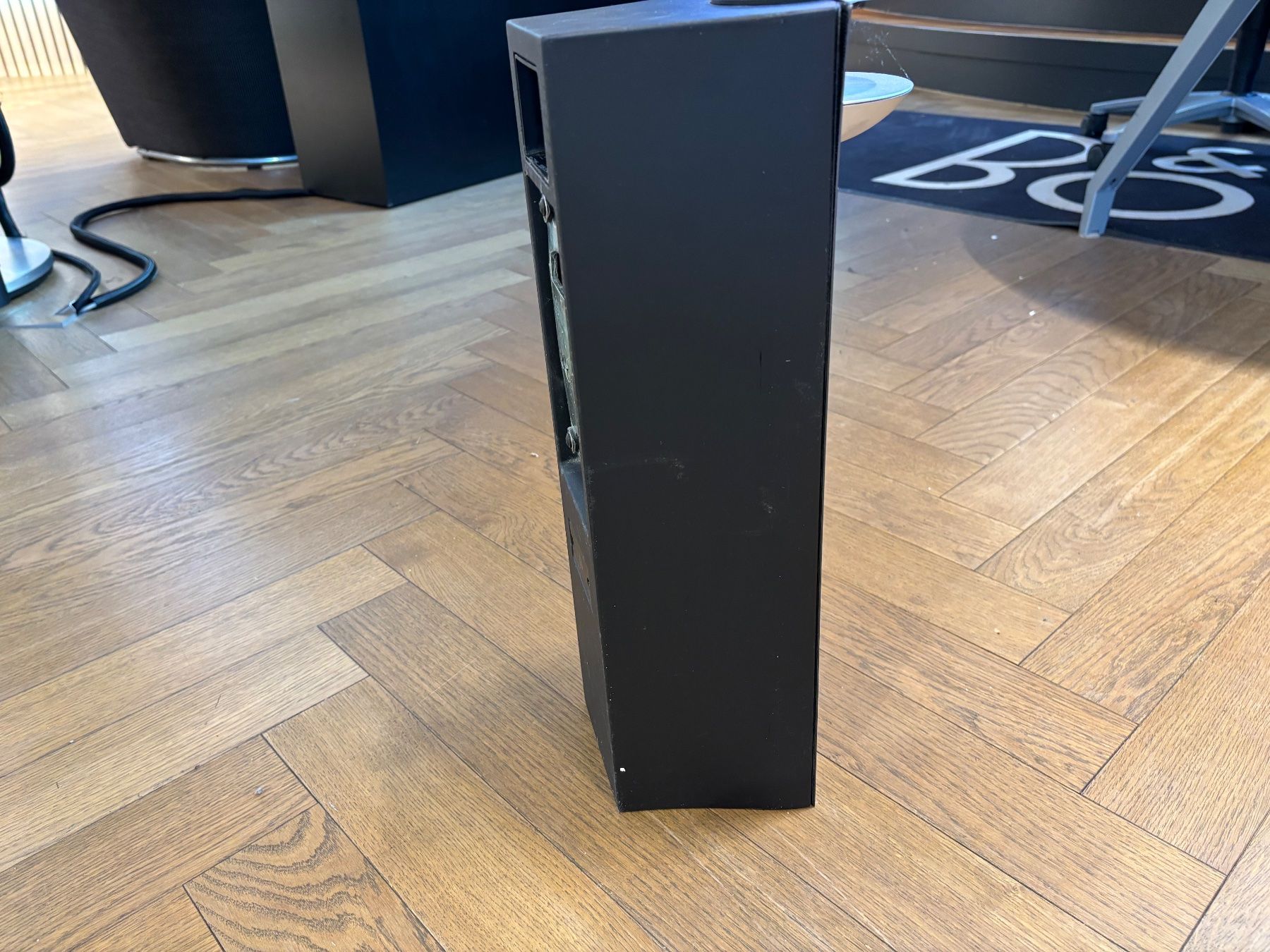 Bang & Olufsen Casse acustiche: Haut-parleur Beolab 7-4 – Usato da Sion venduto da Bang-OlufsenSion 7