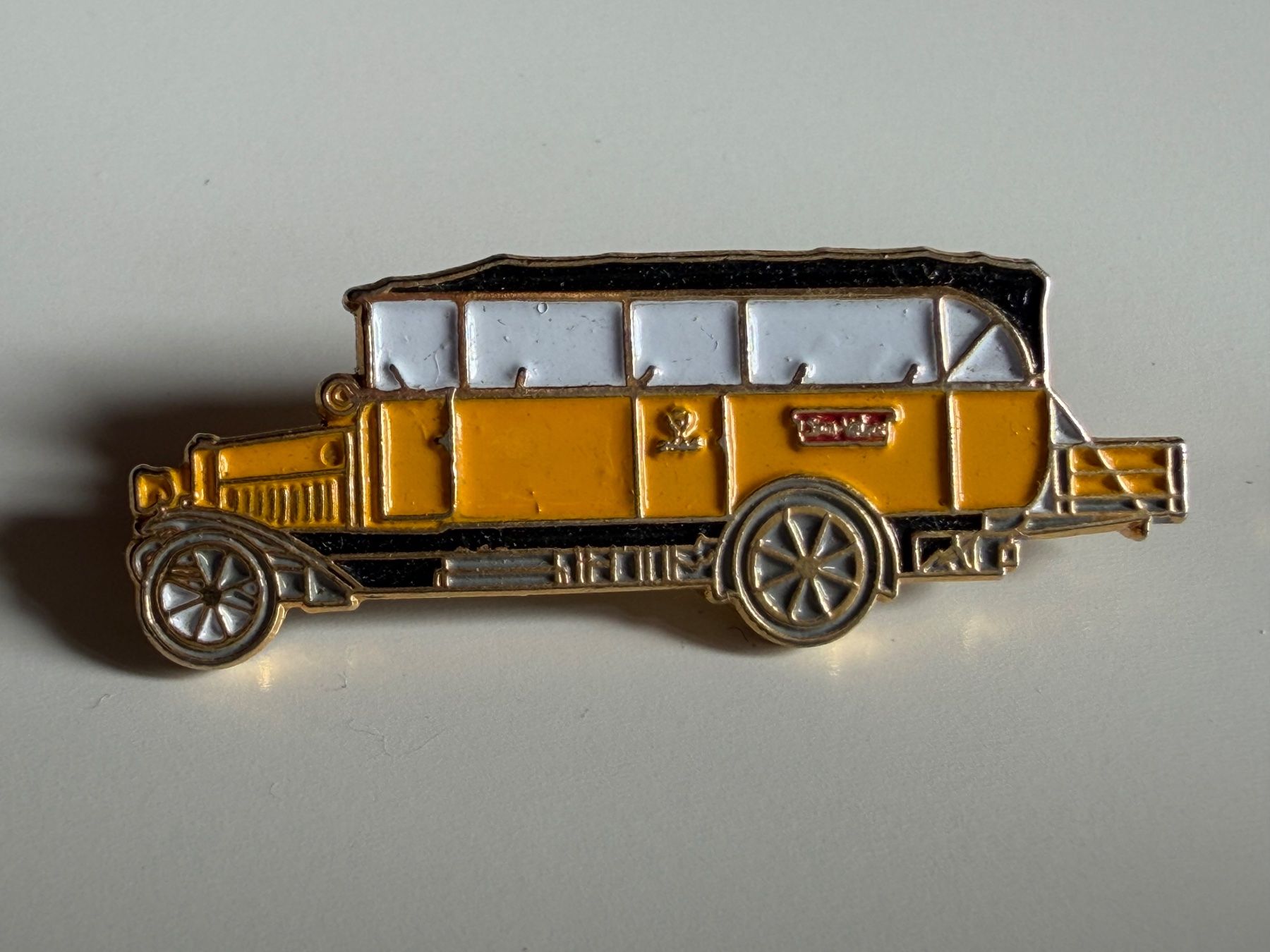 Plaketten & Abzeichen: Pin PTT Postauto Nostalgie Sammelobjekt – Gebraucht aus Winterthur von calocephalus
