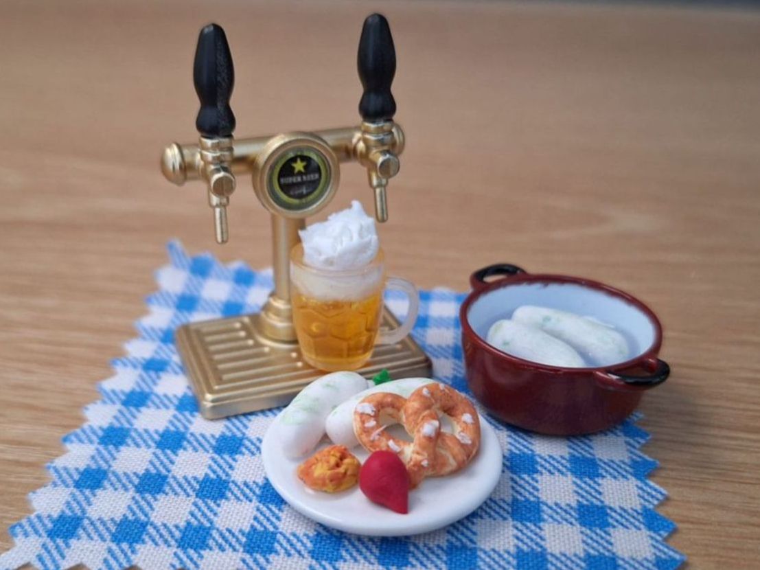 Puppenhäuser & -möbel: Handmade Bayrisches Weisswurst Set – Neu (gemäss Beschreibung) aus Zürich von Minischmaus