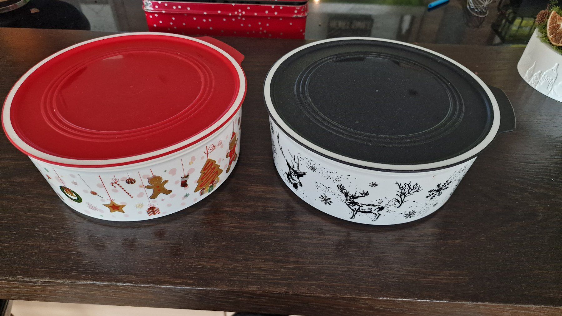 Tupperware Recipients et similaires: 2x Guetzli Tupperware – D'occasion à Kerns par onewayticket