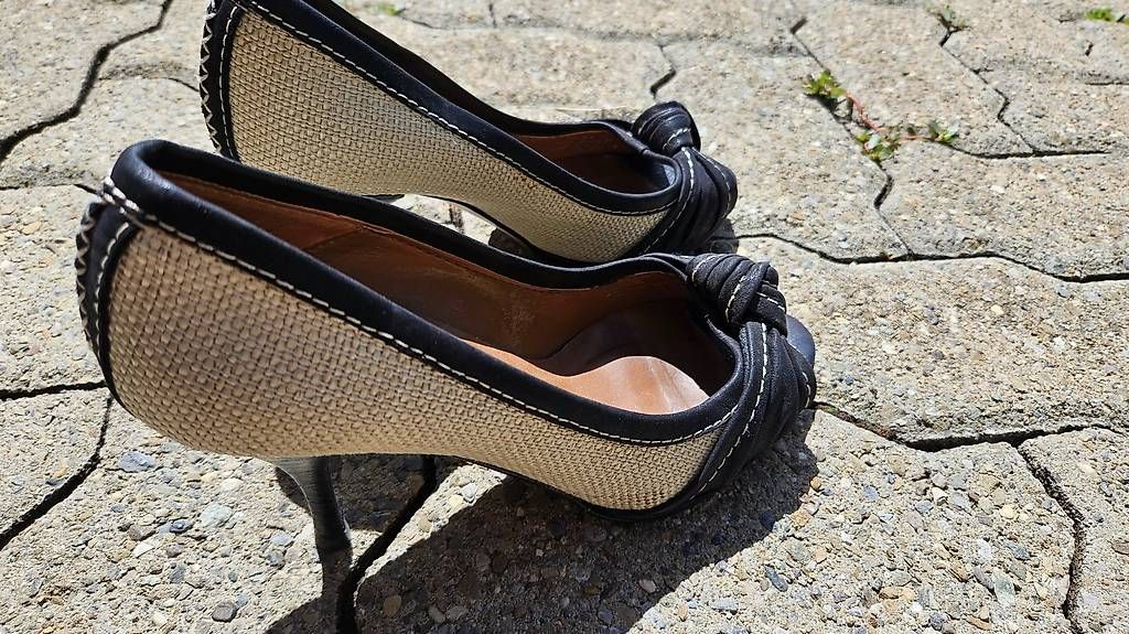 Damenschuhe: Zara Schuhe gr. 37 – Gebraucht aus Ittigen von AnZakh 2