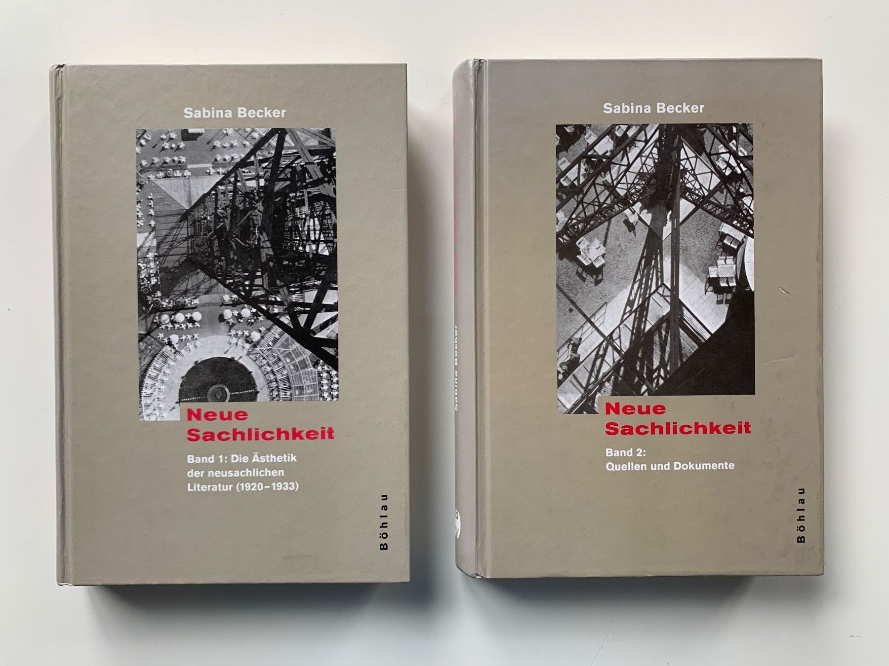 Libri: Neue Sachlichkeit von Sabina Becker - 2 Bände – Usato da Zürich venduto da ZuercherBrockenhaus