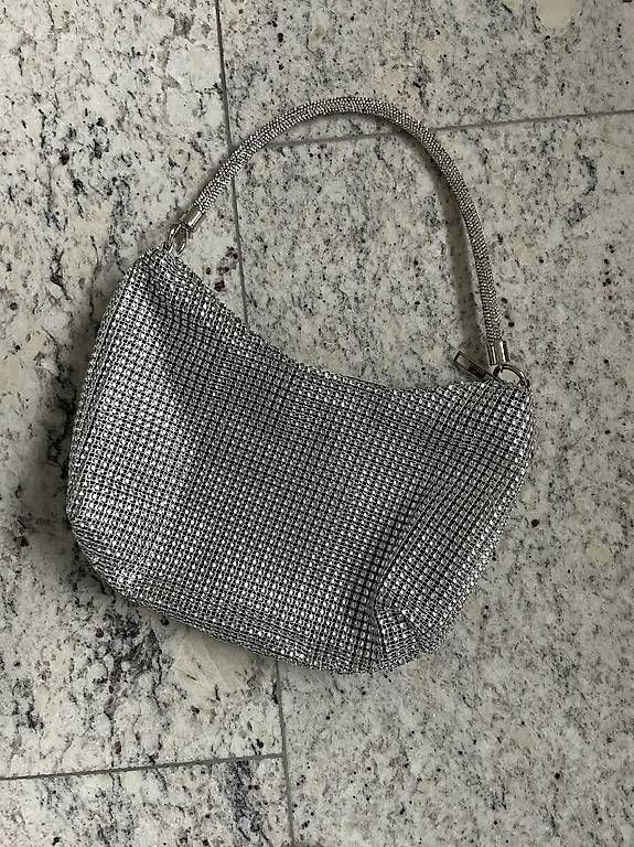 Borse da donna: Borsa con diamantini argento  – Usato da Ascona venduto da eli_nq6c