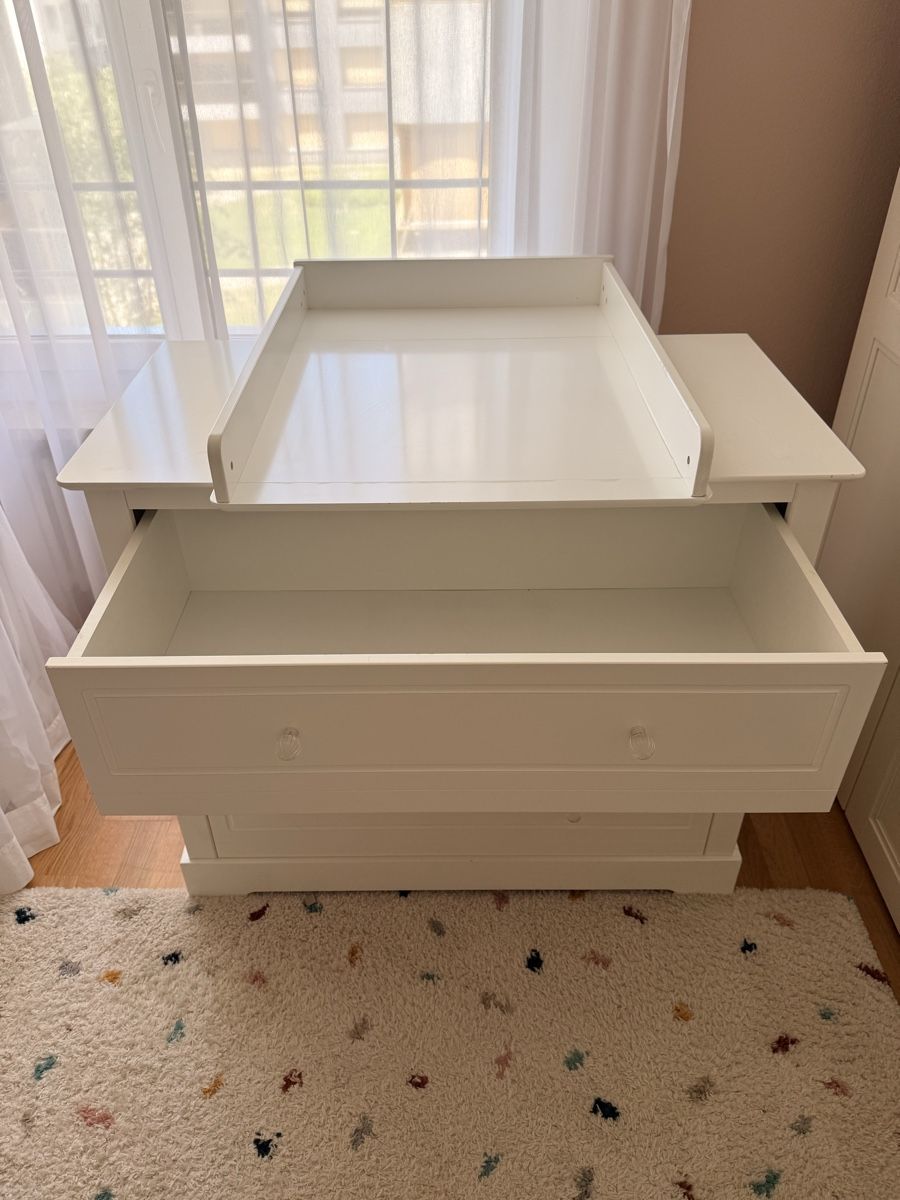 Tables à langer & accessoires: Wickelkommode – D'occasion à Kloten par Dada666 2
