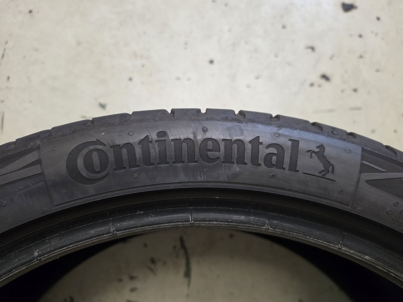 Continental Pneus & Kompletträder: 245/40 R20  – Gebraucht aus pratteln von fir_nhg5 1
