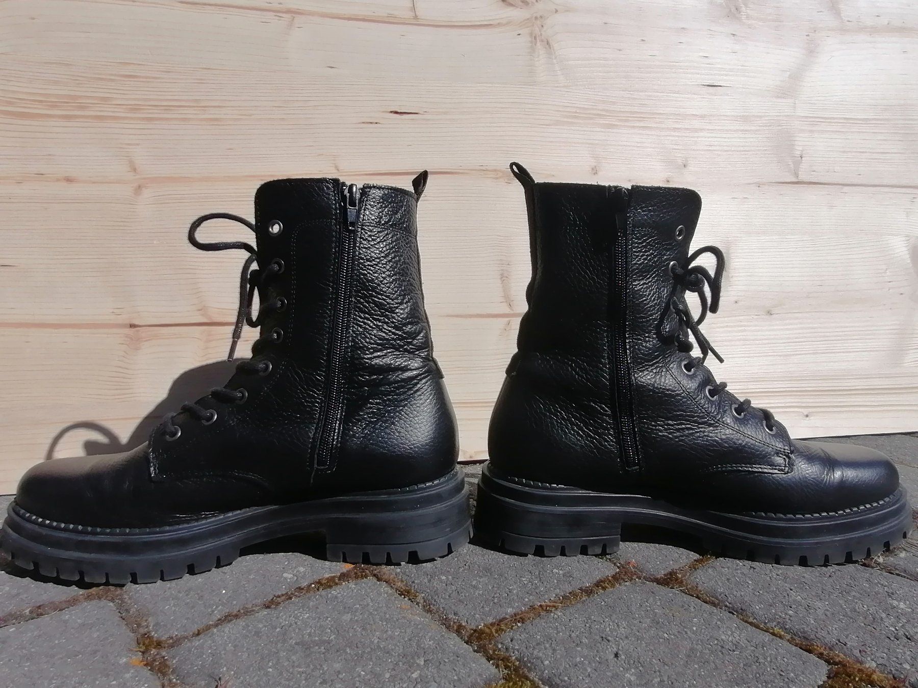 Dosenbach Scarpe da donna: Bottes noires en cuir – Usato da Verbier venduto da rit_bg9f 2