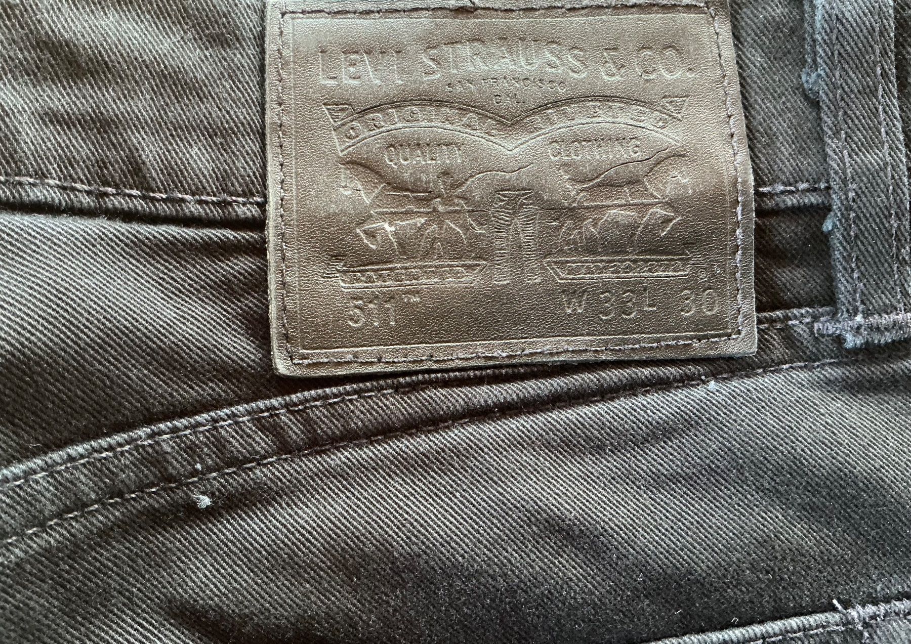 Levi's Jeans: Levi’s 511 Stretch Schwarz  W33 L30 – Usato da Ulisbach venduto da sasha6