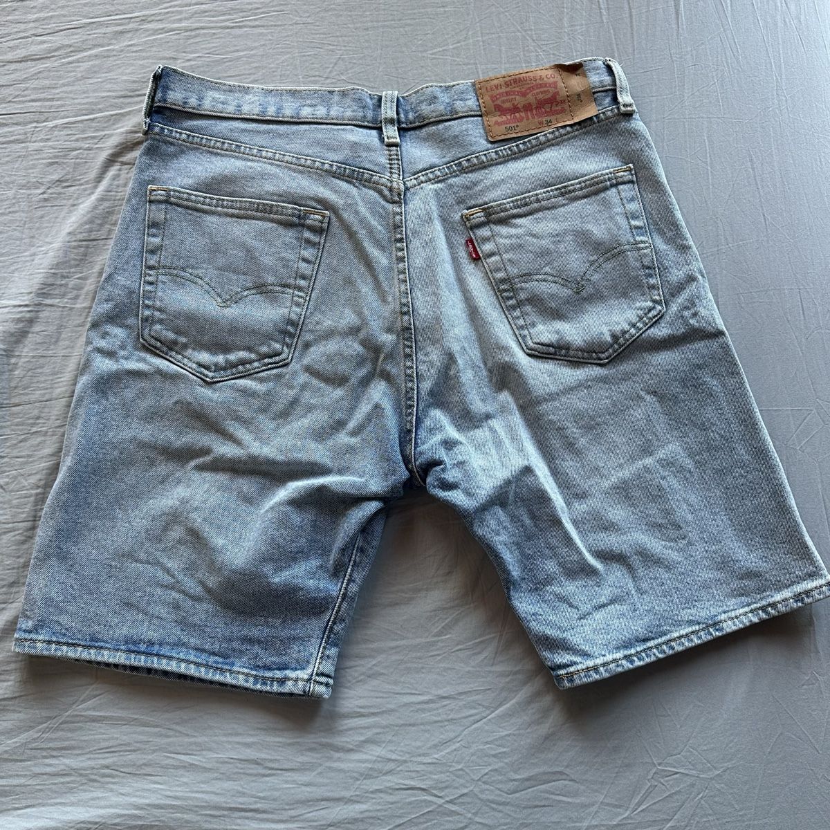 Levi's Pantaloni: Levi's 501 Shorts – Nuovo (secondo la descrizione) da Visperterminen venduto da manunik 1