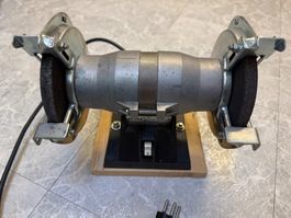 Schleifmaschine mit 2 Schleifscheiben 125mm