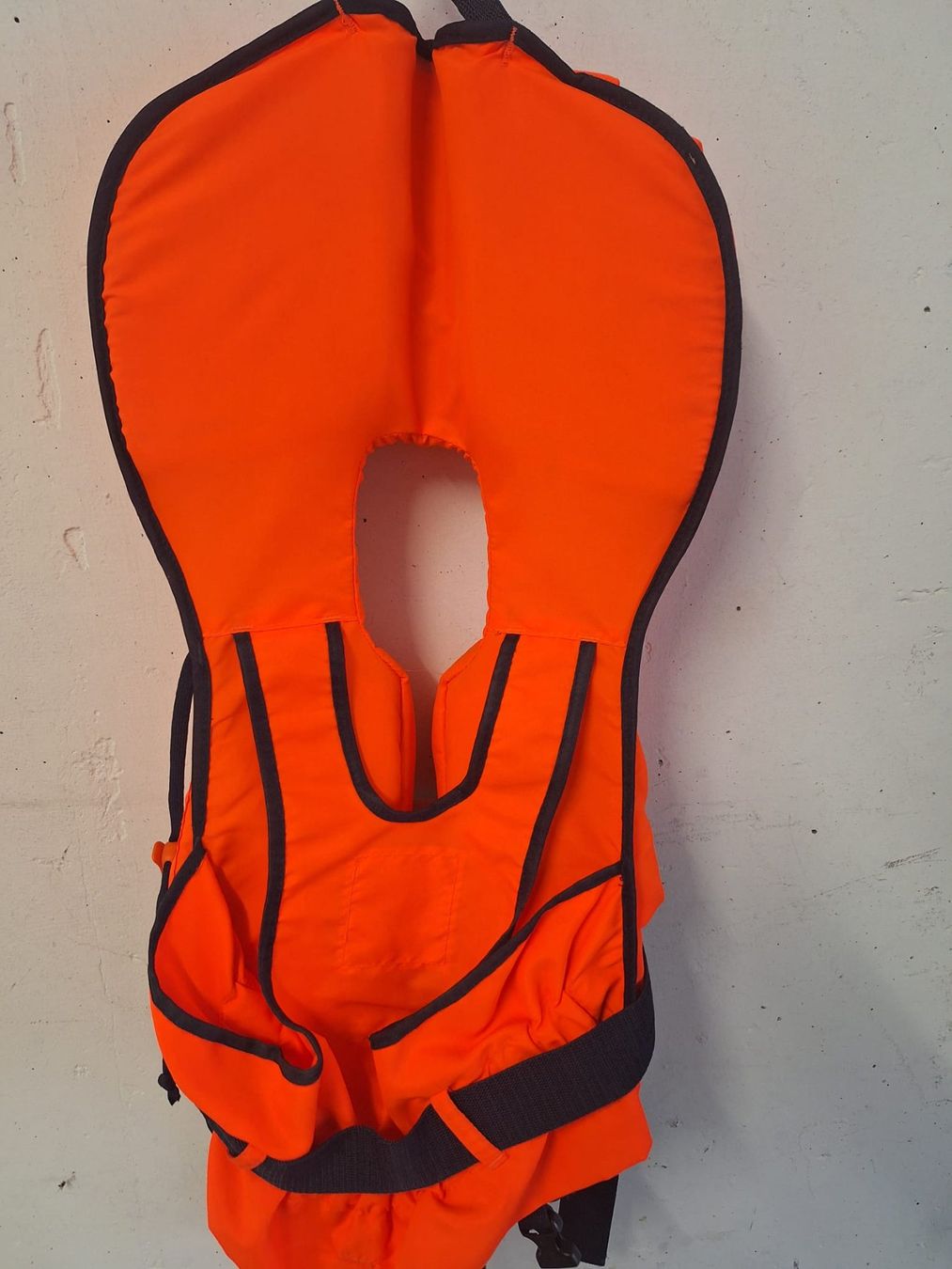 Giubbotti di salvataggio: 2 Schwimmwesten / Rettungswesten Kinder – Usato da Lachen SZ venduto da arm_88pw 1