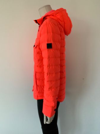BOGNER Fire+Ice: OVP/neu-lässige Steppjacke in Neon-Pink, 36